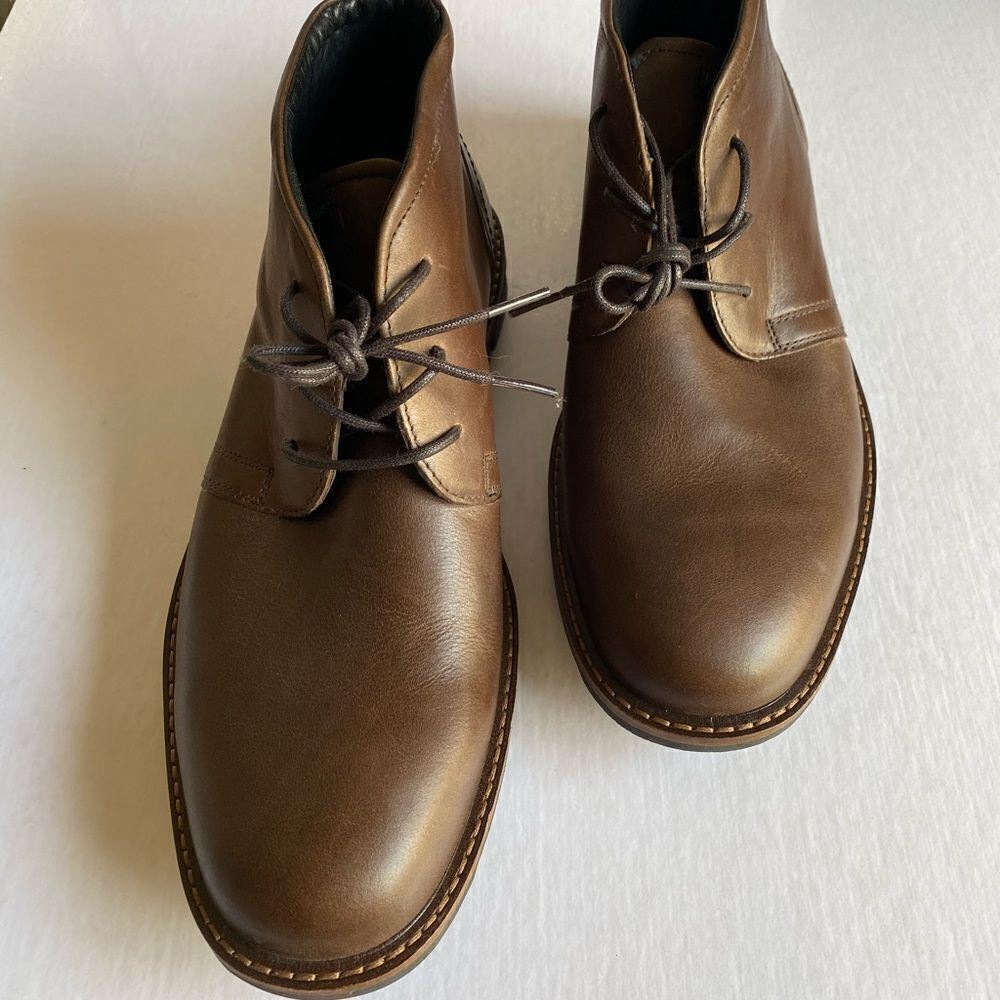 ECCO Men’ Brown Leather Chukka Boots Size 40 NWOT